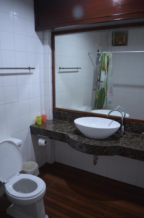 โรงแรมเมืองเพรียวอินน์ Mueang Phriao Inn Hotel Sara Buri Exteriér fotografie
