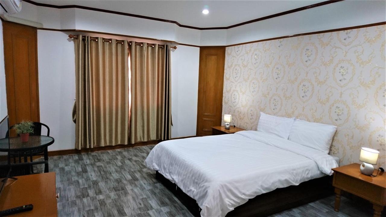 โรงแรมเมืองเพรียวอินน์ Mueang Phriao Inn Hotel Sara Buri Exteriér fotografie