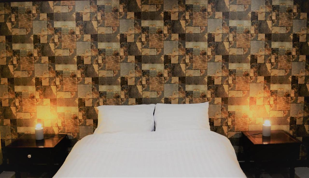 โรงแรมเมืองเพรียวอินน์ Mueang Phriao Inn Hotel Sara Buri Exteriér fotografie